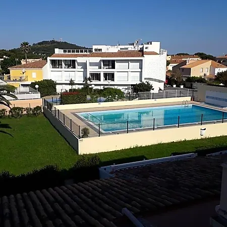 D'hotes Naturiste, Village Naturiste Cap D'agde, Draps, Serviette, Cafe, Menage Inclus En Fin De Sejour Bed & Breakfast *