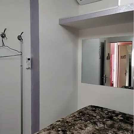 D'hotes Naturiste, Village Naturiste Cap D'agde, Draps, Serviette, Cafe, Menage Inclus En Fin De Sejour Bed & Breakfast