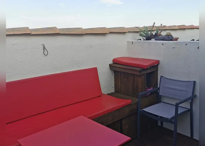 D'hotes Naturiste, Village Naturiste Cap D'agde, Draps, Serviette, Cafe, Menage Inclus En Fin De Sejour B&B